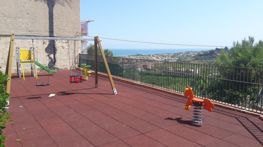 Casa Eleonora Apartment Campofelice Di Roccella Exterior foto